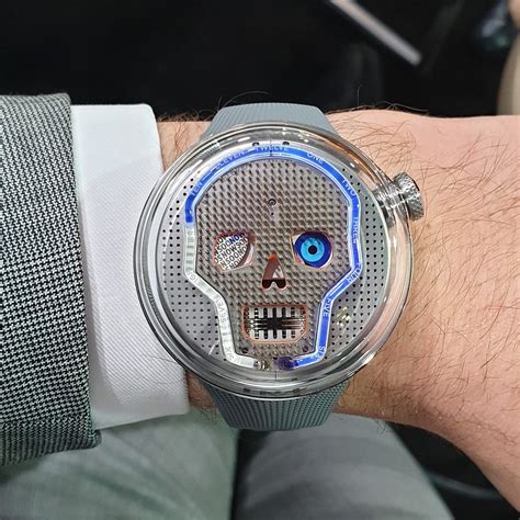 innovative womens watches
